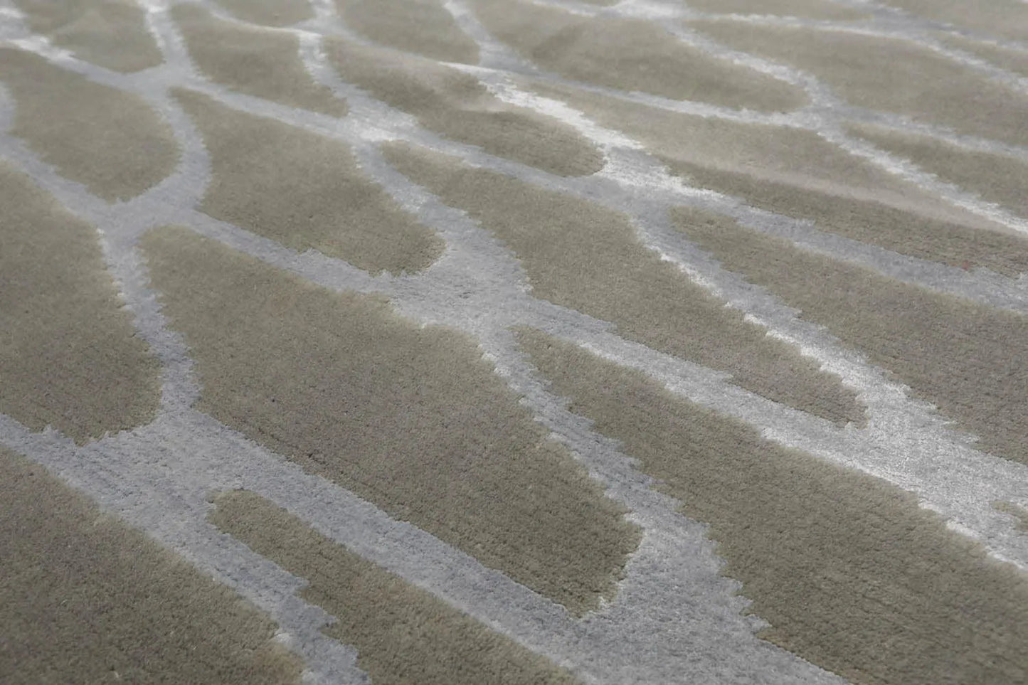 8x10 Gray Hand Knotted Wool & Bamboo Silk Tibetan Oriental Area Rug