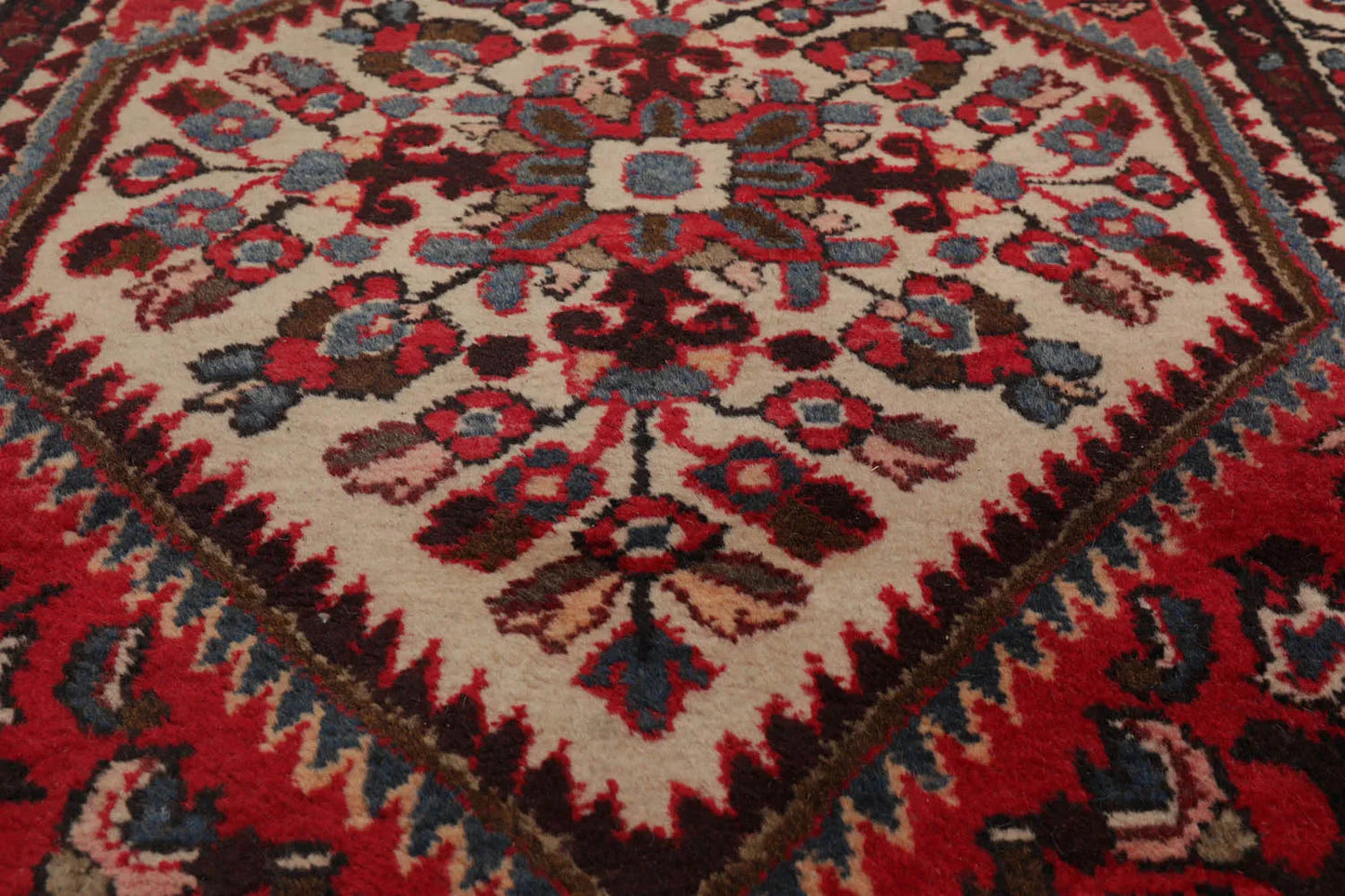 3'6" x 10'4" Runner Herizz Hand Knotted Red Medallion Traditional Wool Oriental Area Rug
