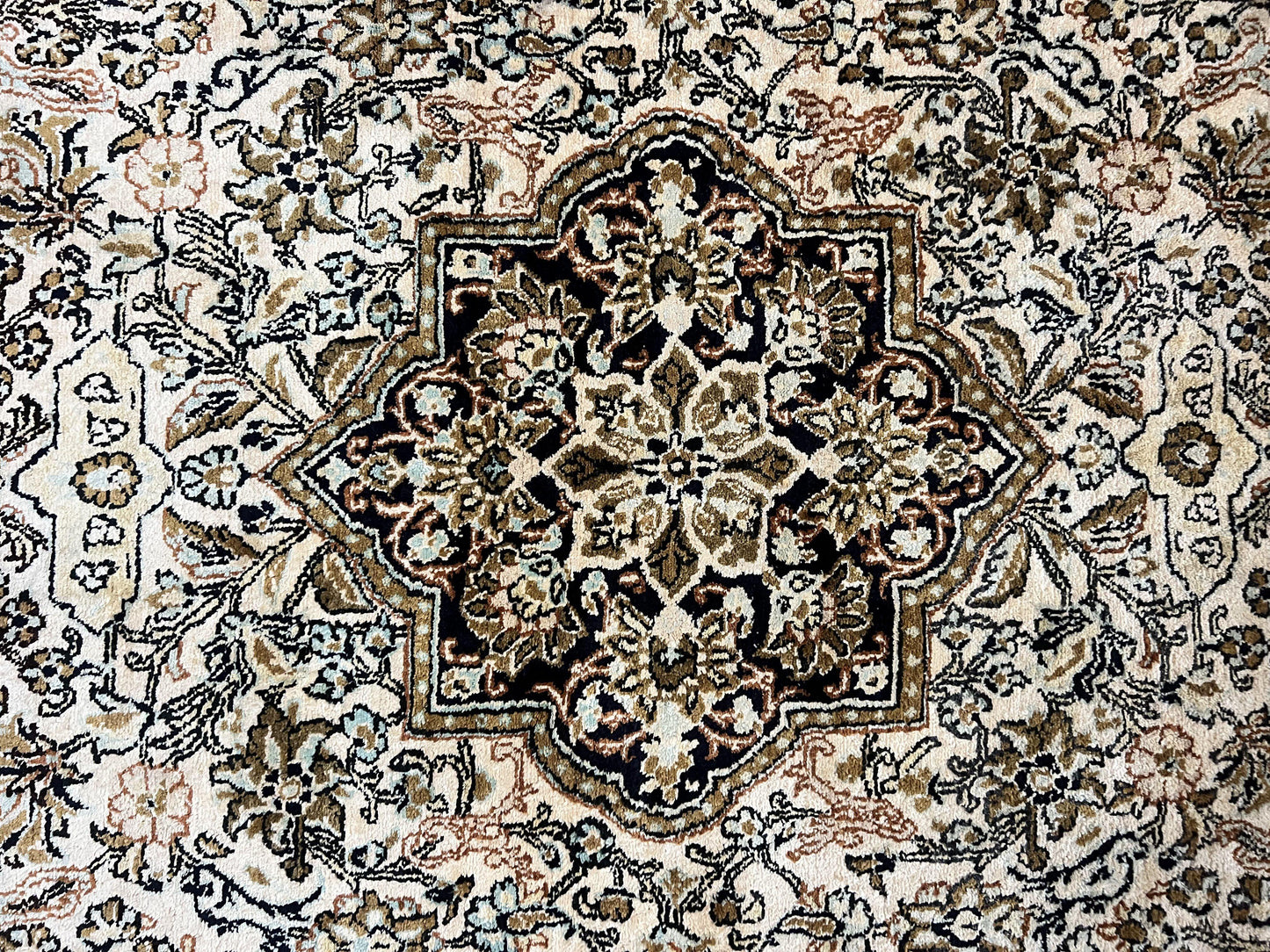 Persian Qum Silk Rug 3.5 x 5.5, Floral Medallion, Very Fine 350 KPSI, Handmade Silk on Silk Rug, Vintage