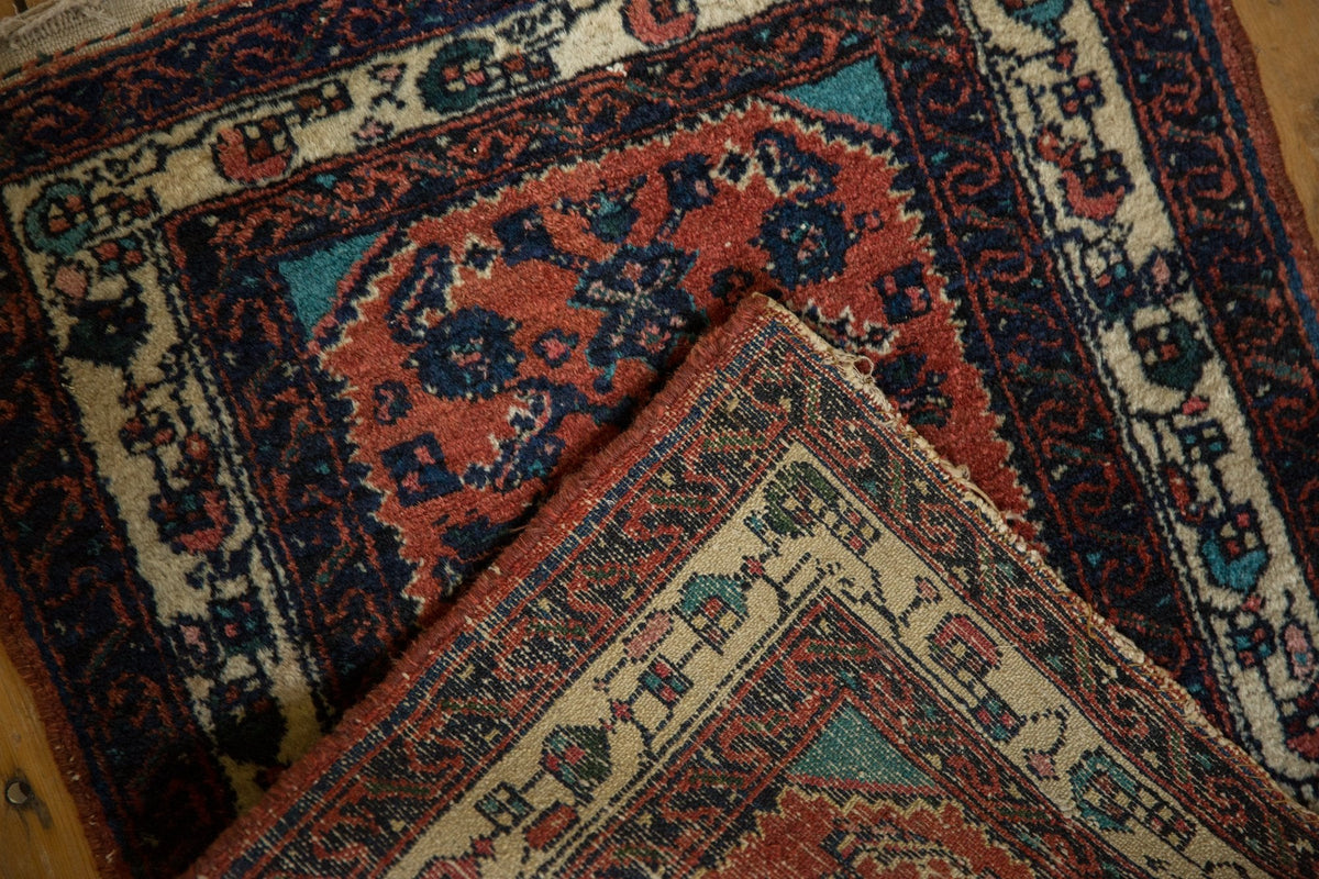2x2.5 Vintage Engelas Square Rug Mat