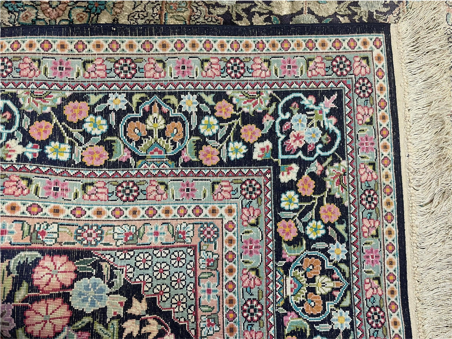 4' X 6' Vintage Fine Hand Made Turkish Oriental Silk Rug 400 KPSI Wow