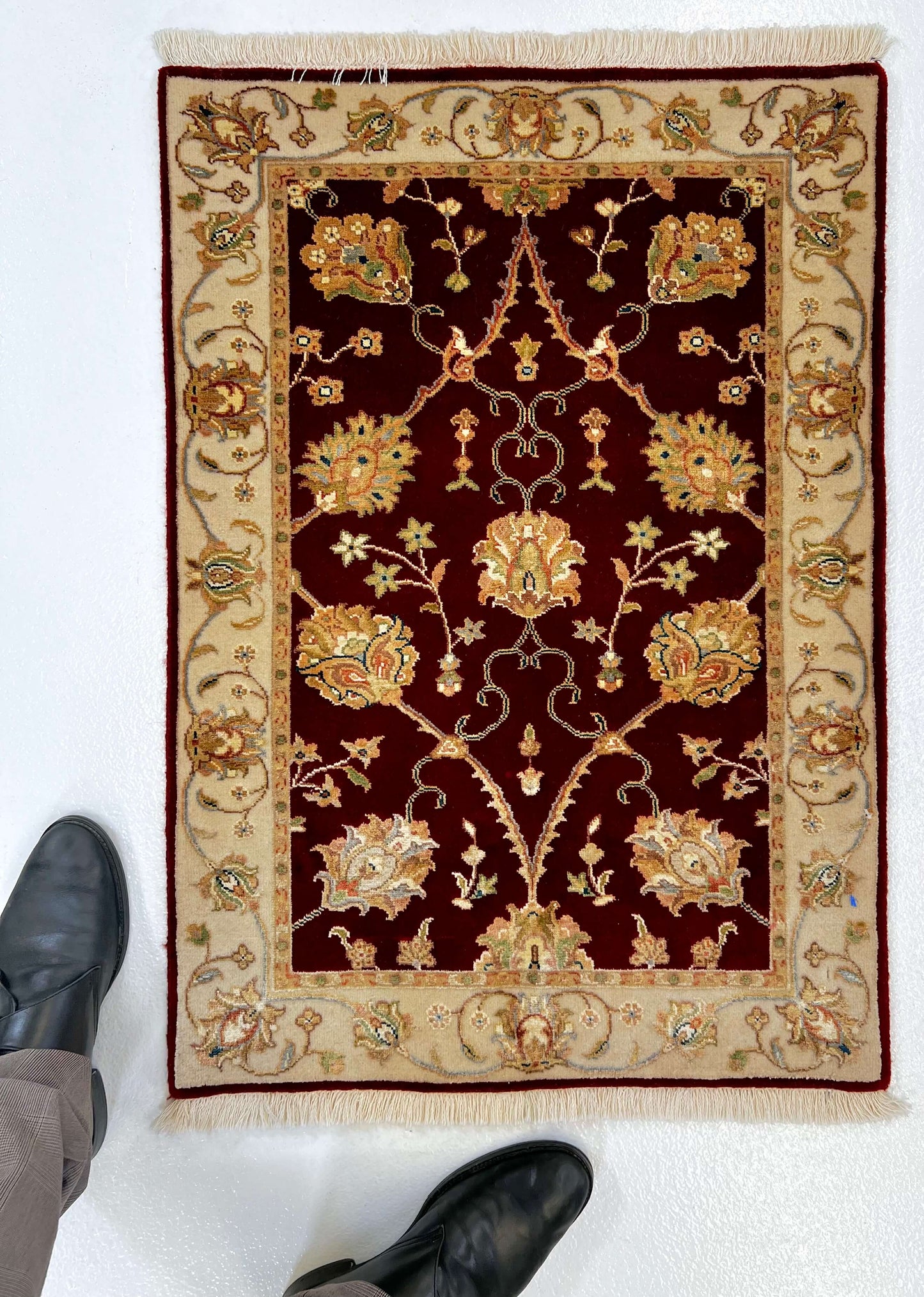 Wool w. silk Kumkapi red/ivo 2x3