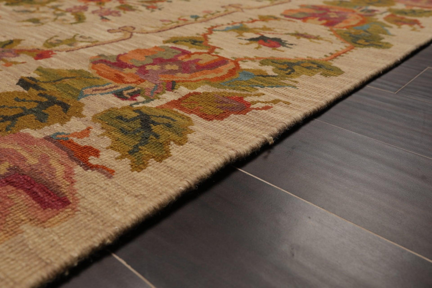 5'6" x 7'6" Hand Knotted Wool Reversible Floral Area Rug Beige