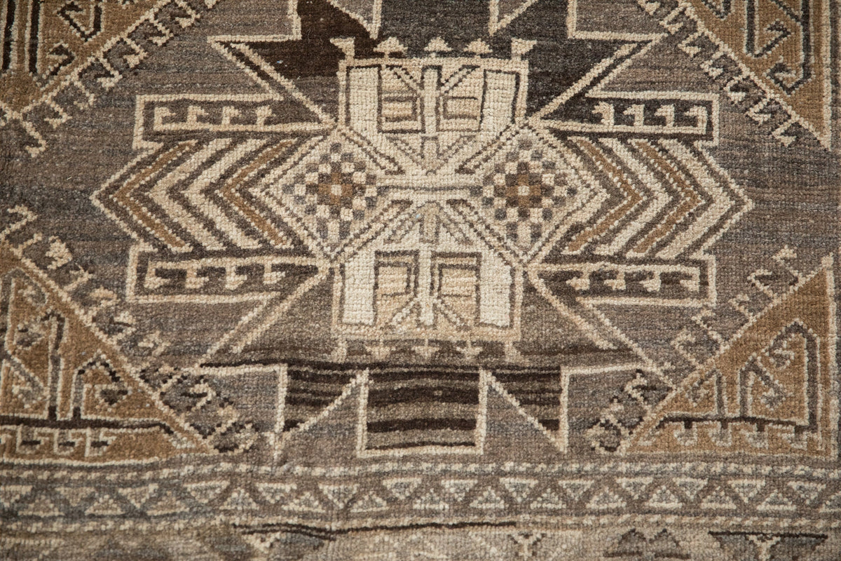7x9.5 Vintage Distressed Kars Carpet