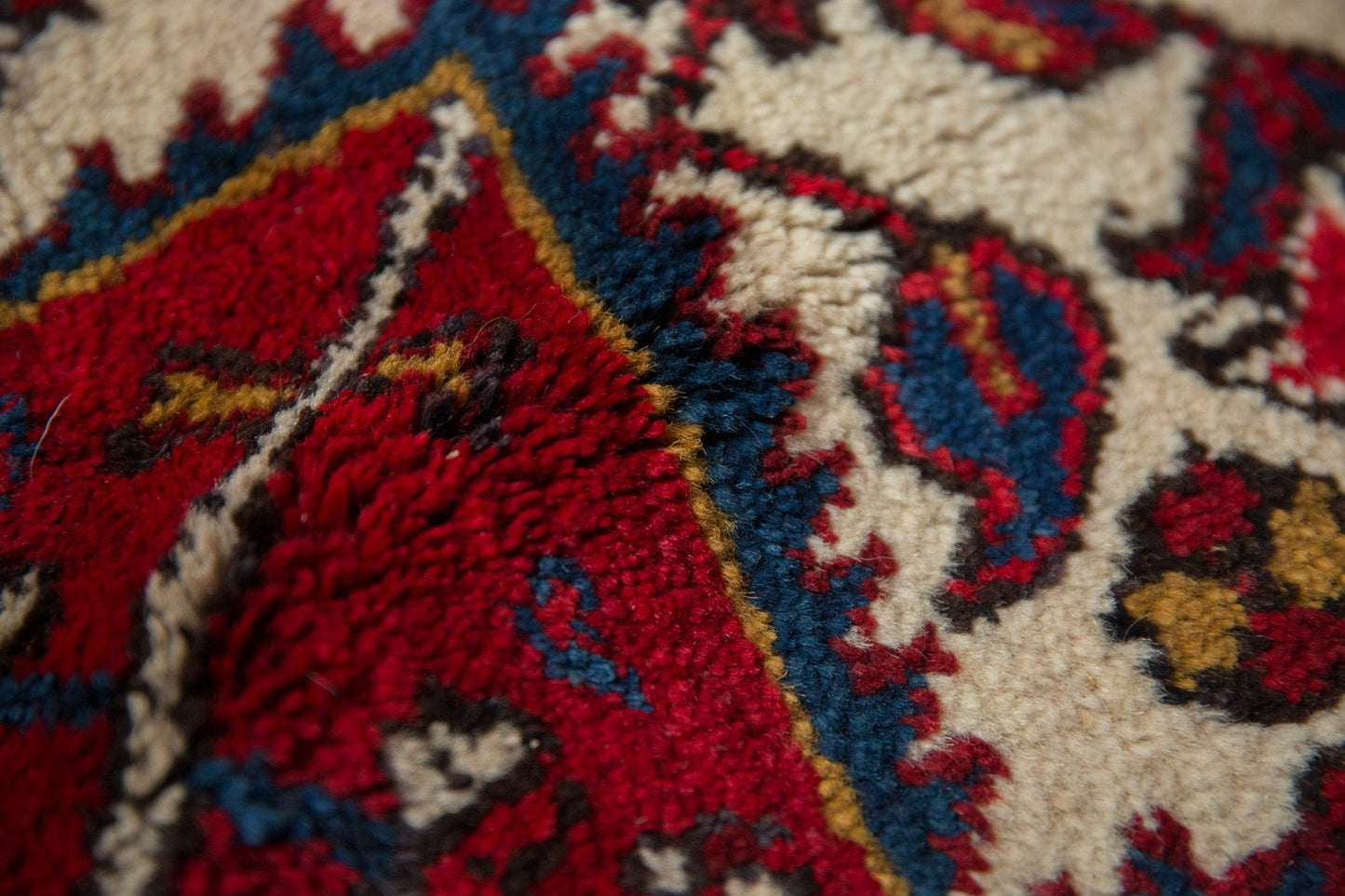 8.5x9.5 Vintage Mehrivan Square Carpet
