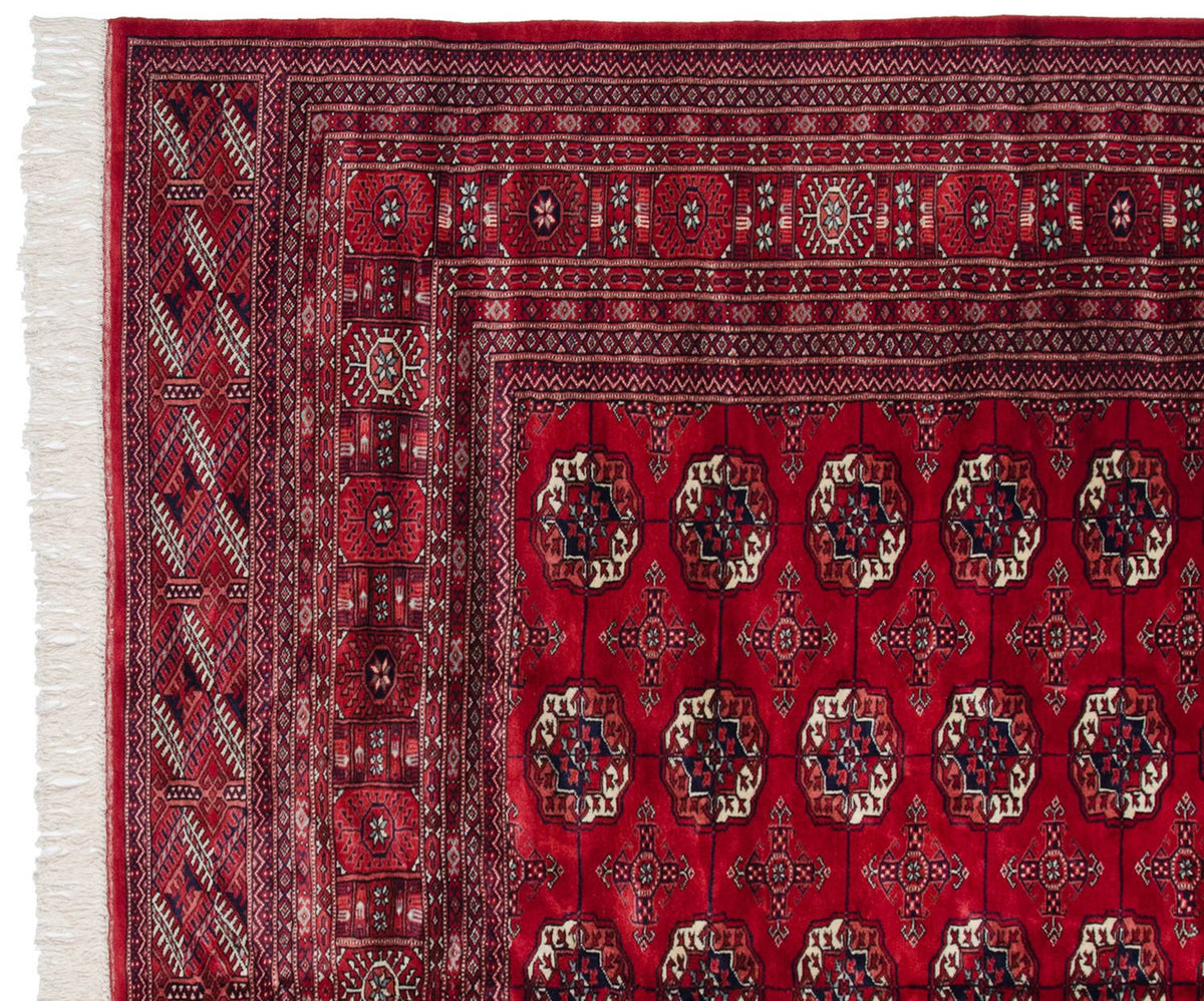 8x8.5 Vintage Fine Bokhara Square Carpet