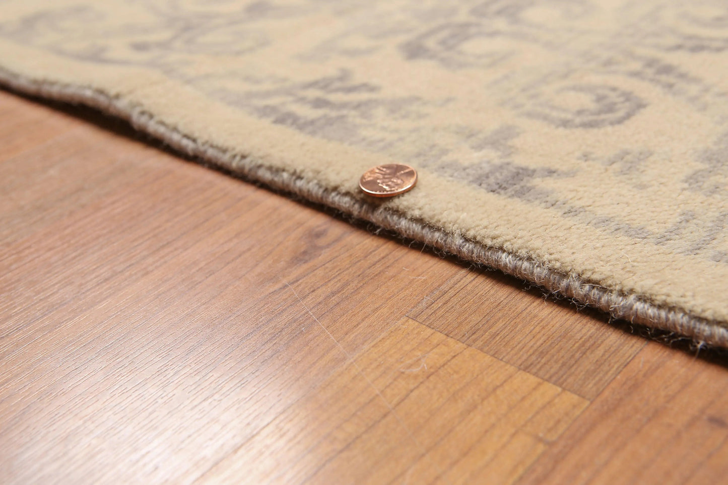 6' x 9' Hand Knotted Damask Design 100% Wool Area rug Beige