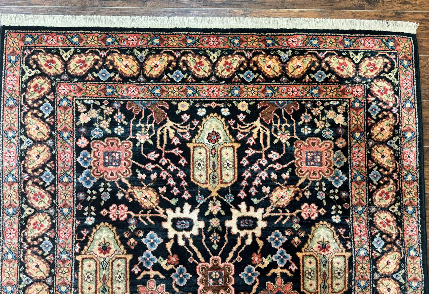 Karastan Rug 5.9 x 8.6, Chahar Mahal #604, Wool Vintage Discontinued Karastan Carpet