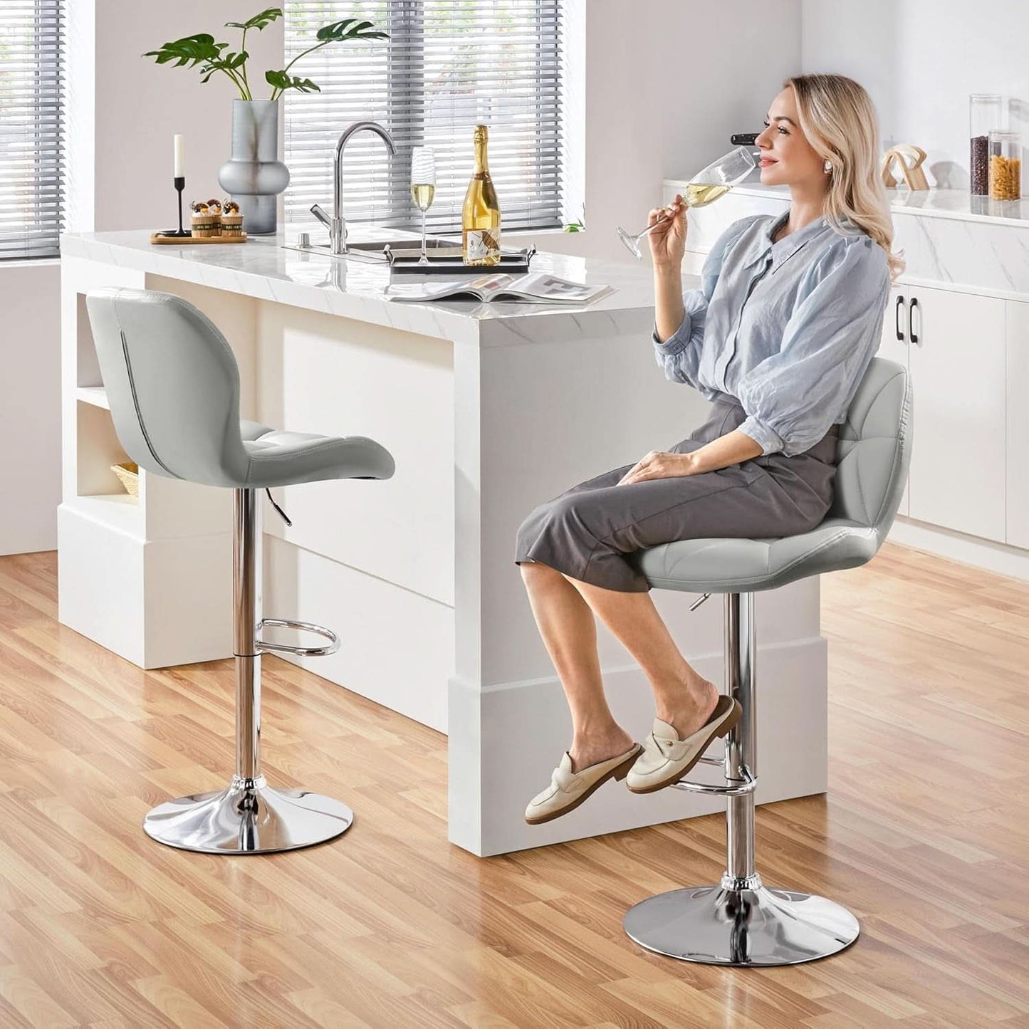 Elegant PU Leather Swivel Bar Stools Set of Four