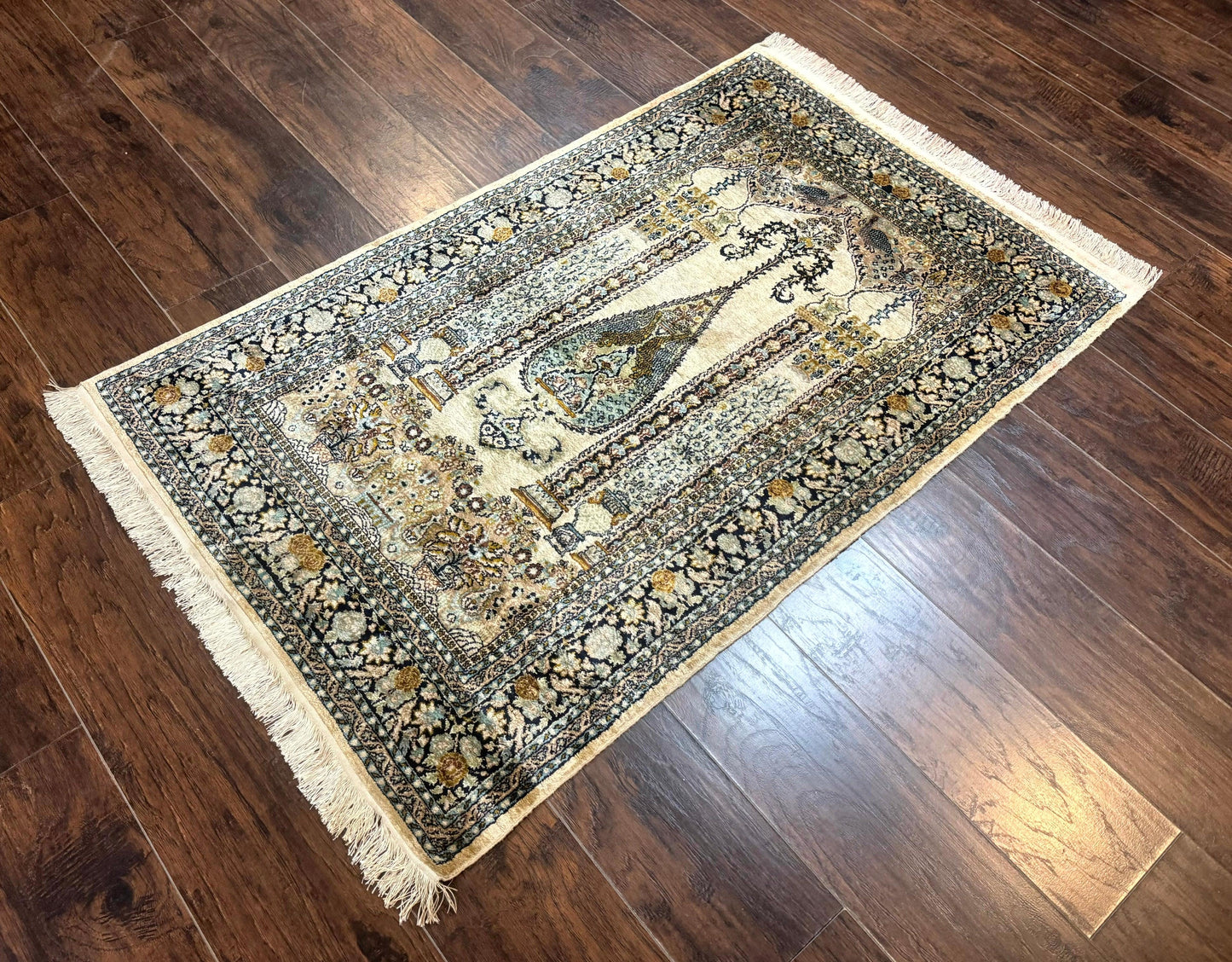 Silk Indian Kashmiri Rug 3x4, Very Fine 400 KPSI, Silk Prayer Rug, Handmade