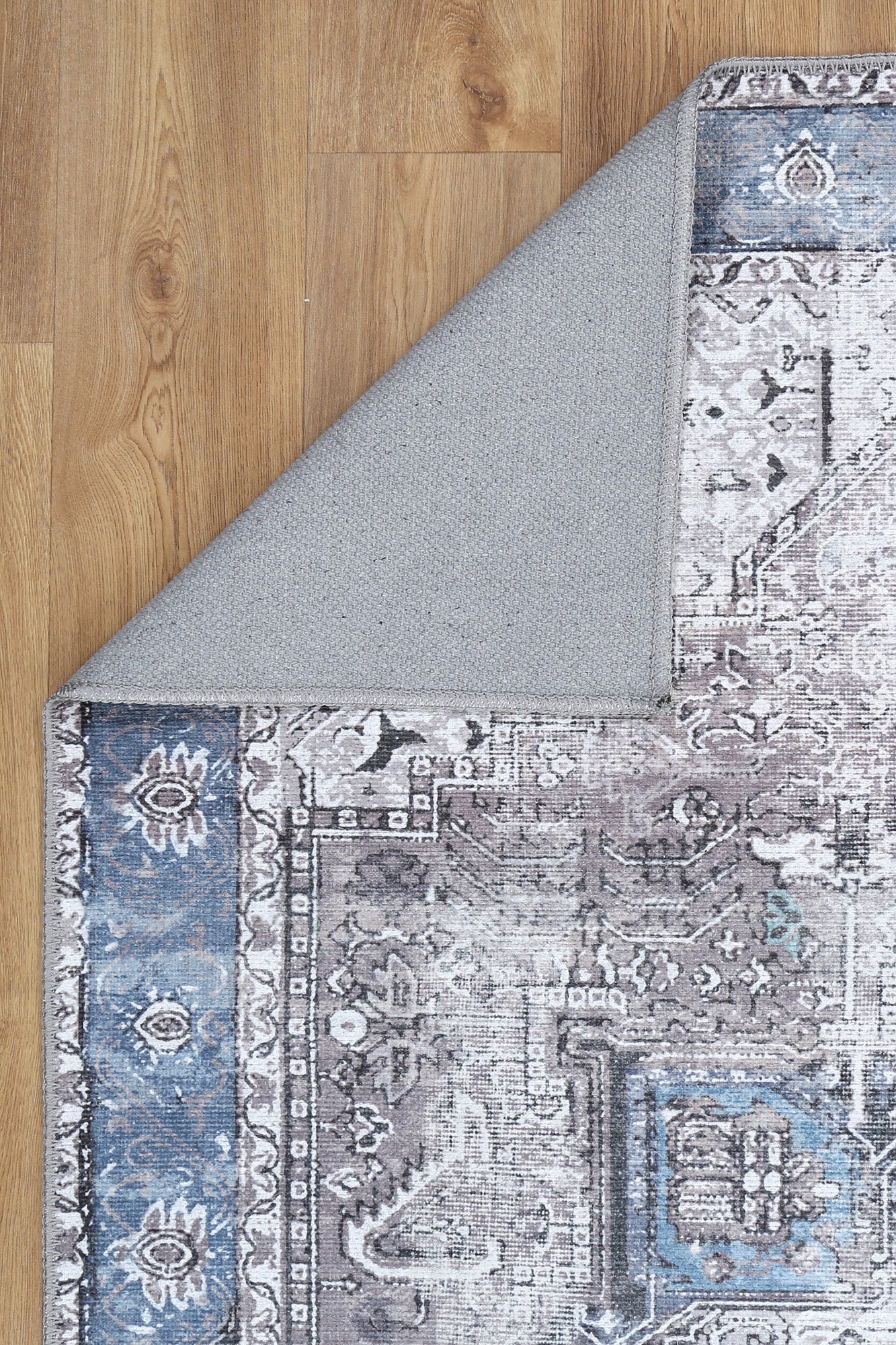 Odette Machine Washable in Blue Rug