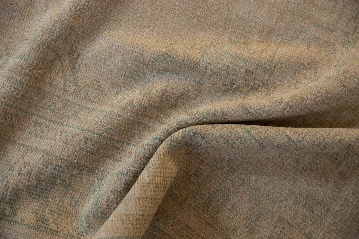 6.5x9.5 Vintage Distressed Oushak Carpet