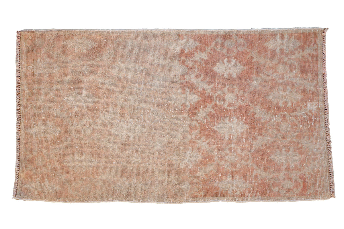 2.5x4.5 Vintage Distressed Oushak Rug