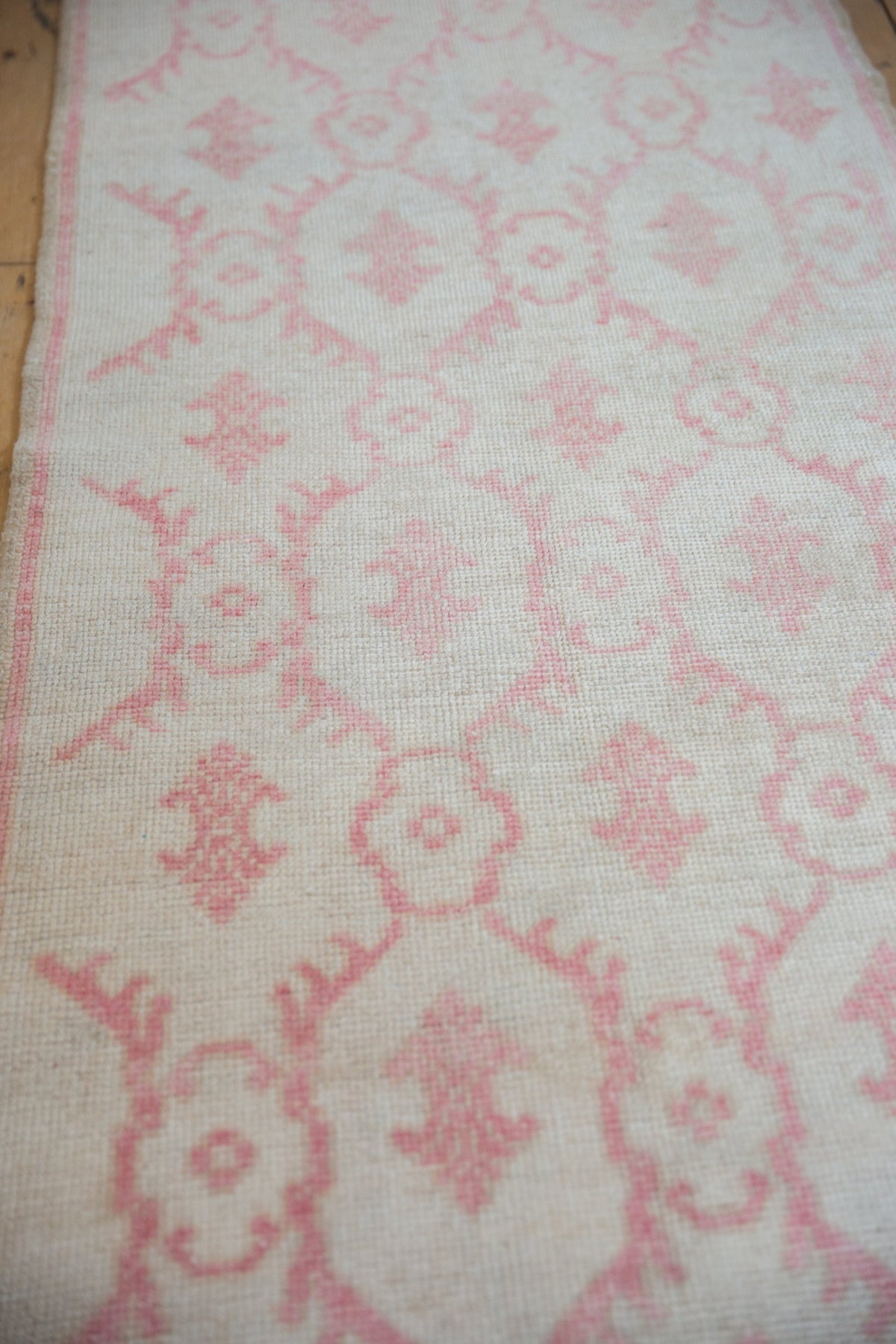 2.5x6.5 Vintage Distressed Oushak Rug Runner