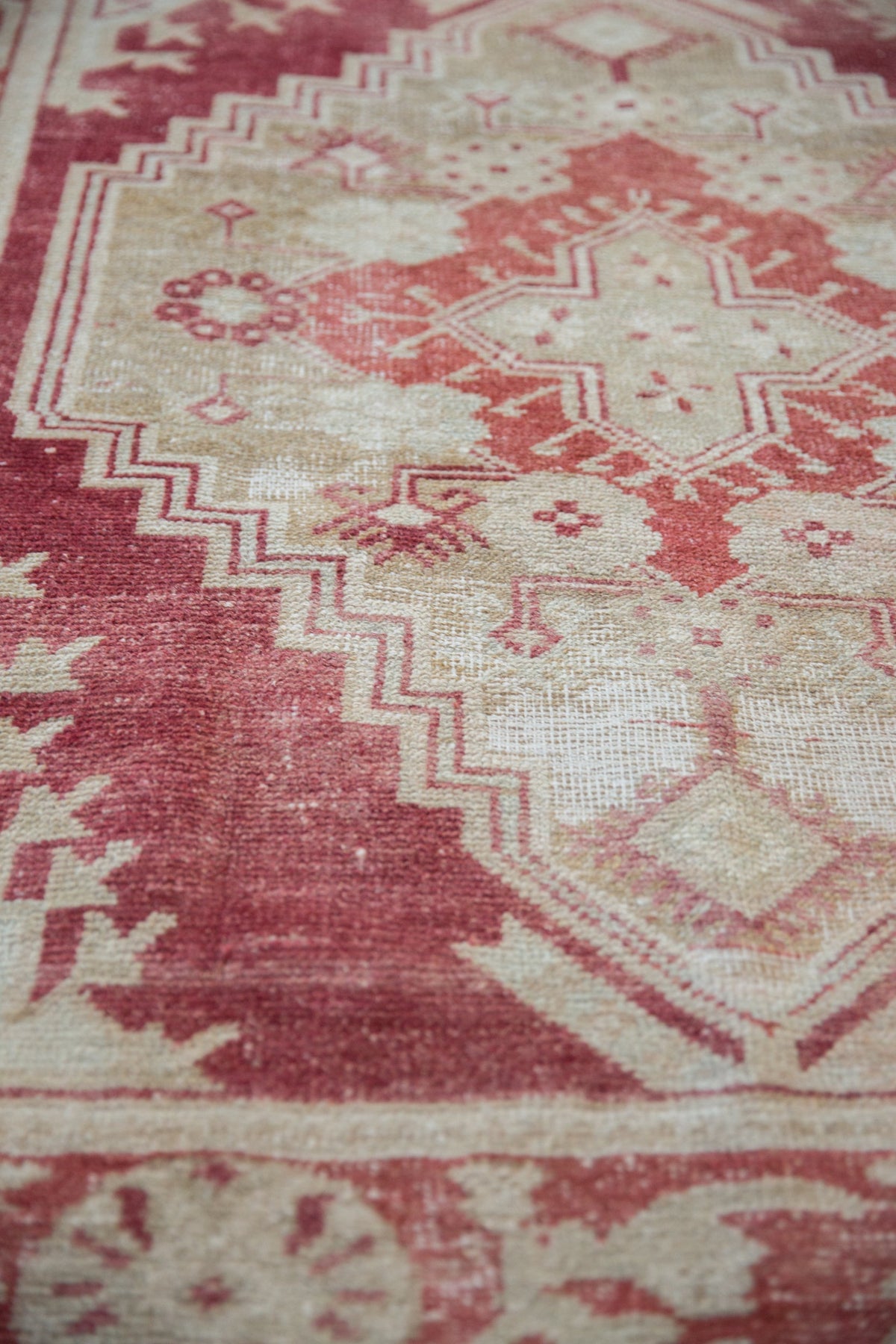 5x9 Vintage Distressed Oushak Carpet