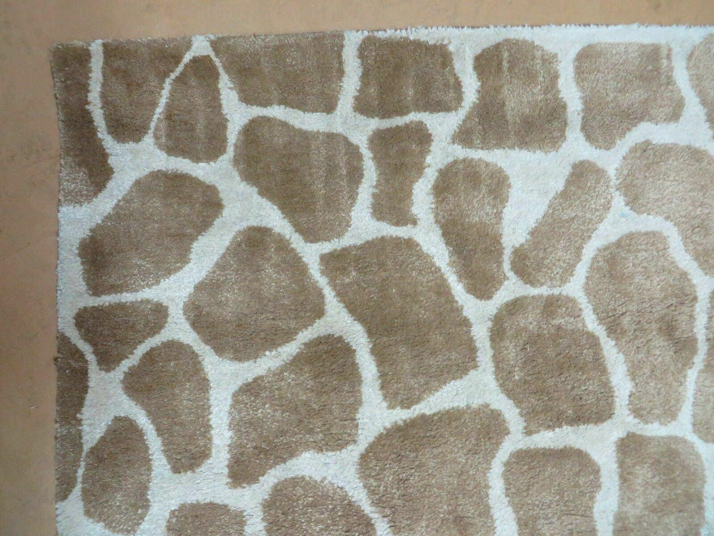 6x9 Safavieh Rug