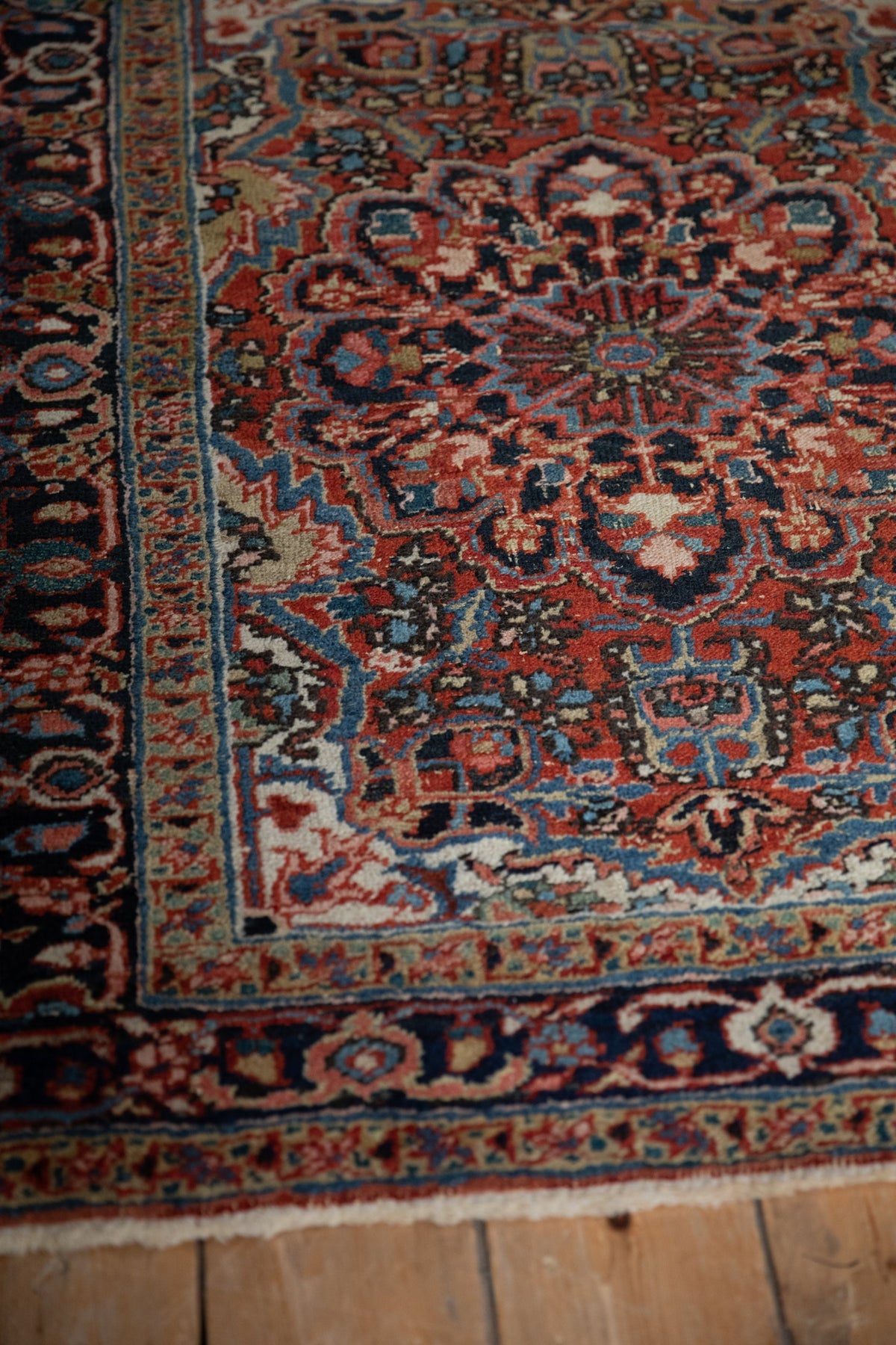 3x4 Vintage Fine Heriz Square Rug