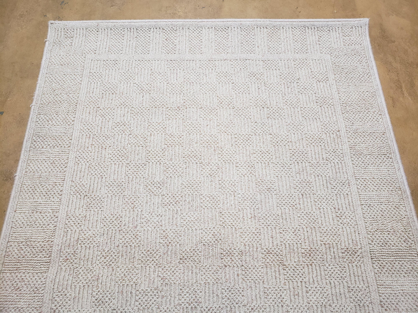 3x5 Karastan Rug Chaumiere Collection, Kara-Loc, Design #291/9866, Creme Color, Textured Squares II Patern, 3'6" x 5' 3" Carpet