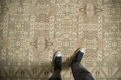 6.5x9.5 Vintage Distressed Sparta Carpet