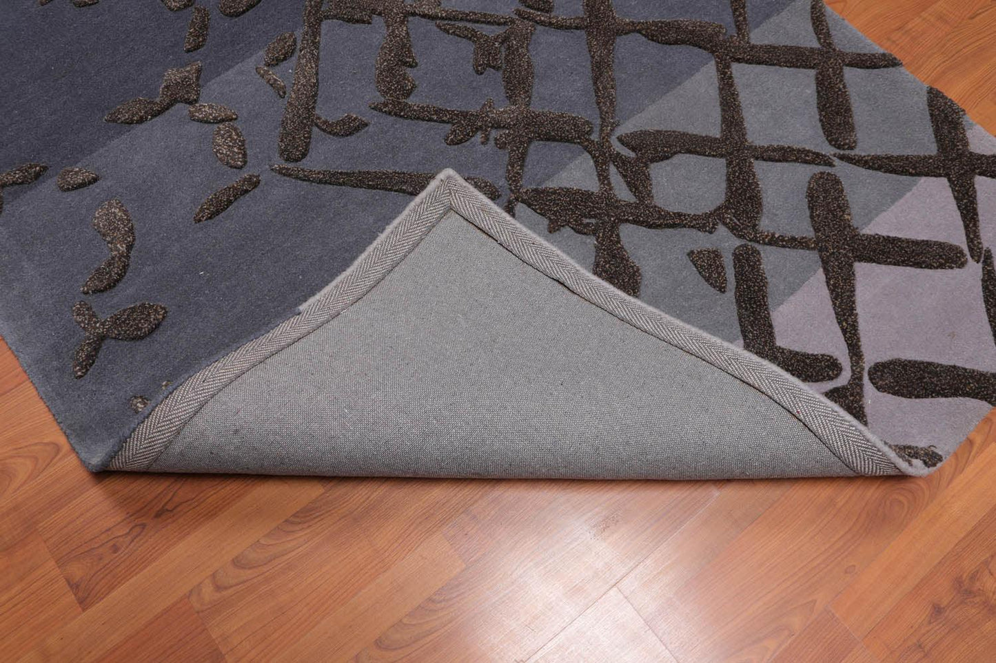 4'8" x 6’8" Handmade High Low Pile 100% Wool Area rug Modern Gray