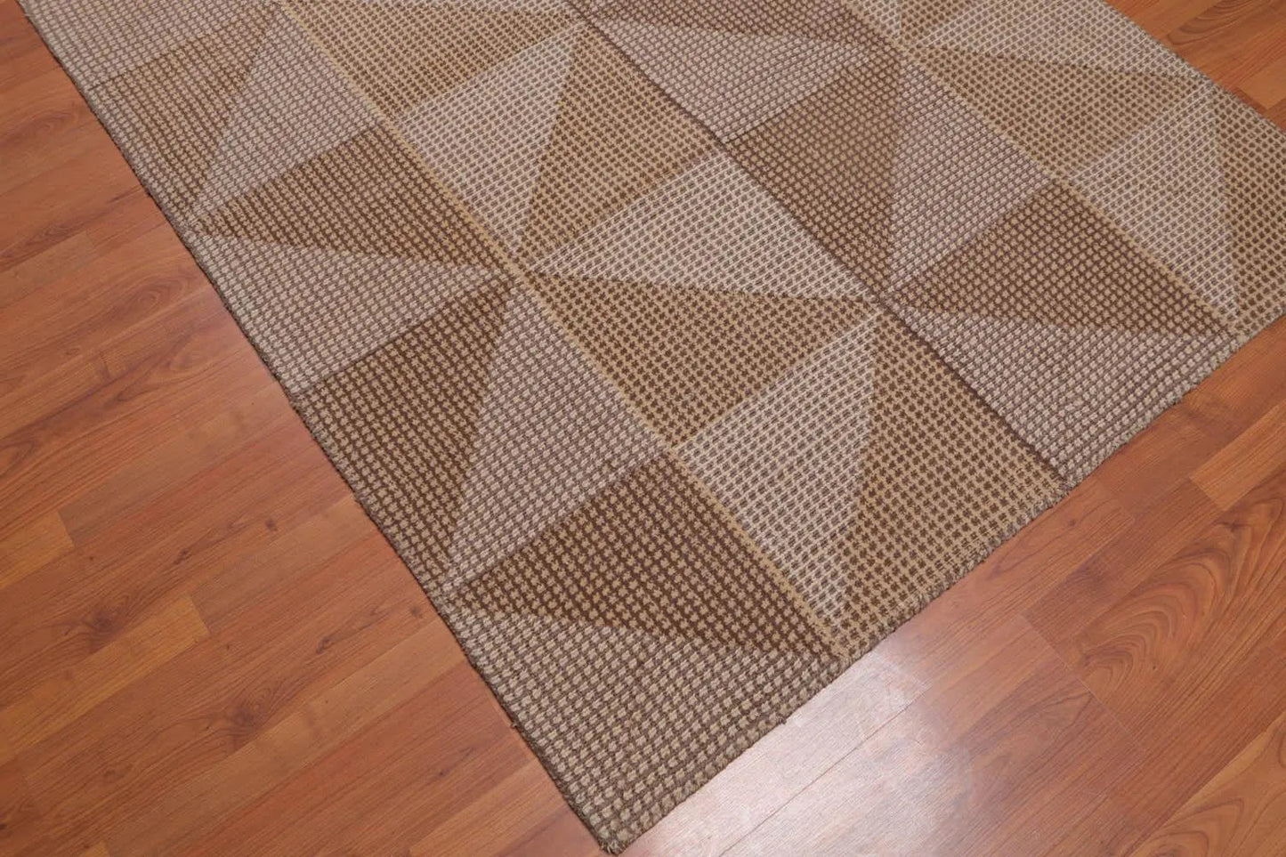 4'7x6'8 Hand Tufted Wool Loop N Cut PileGeometric Pattern Oriental Area Rug Beige, Brown Color