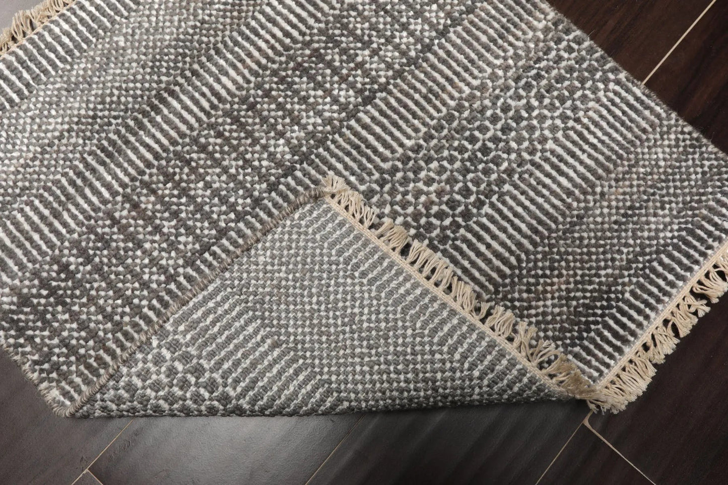 2'x2' Ivory Hand Knotted Tibetan Modern Wool and Bamboo Silk Oriental Area Rug