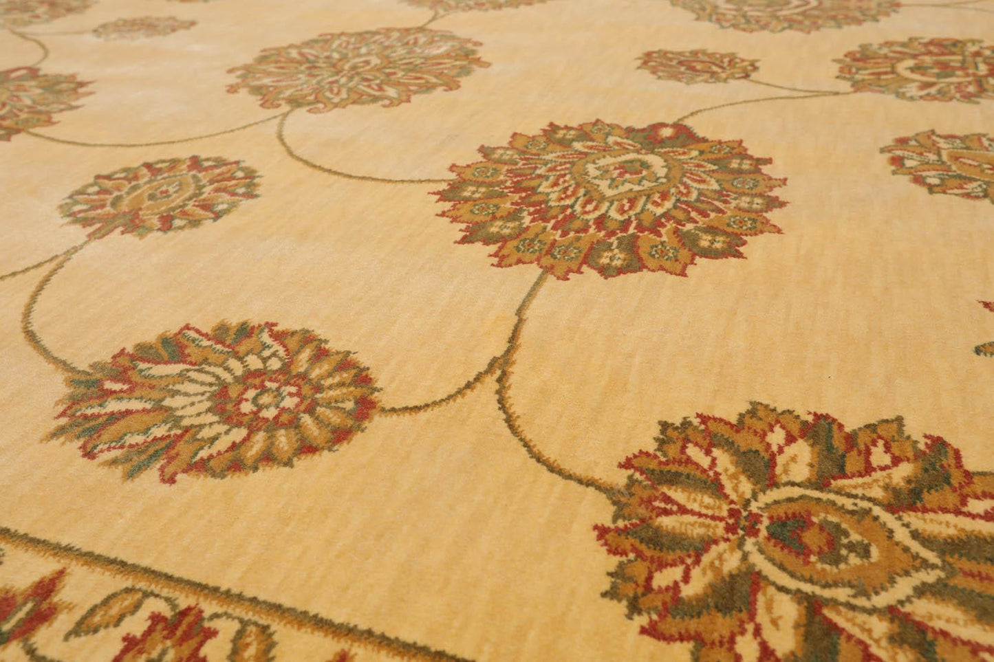 7'6" x 9'6" Machine Made 100% Wool Oriental Area Rug Champagne, Green