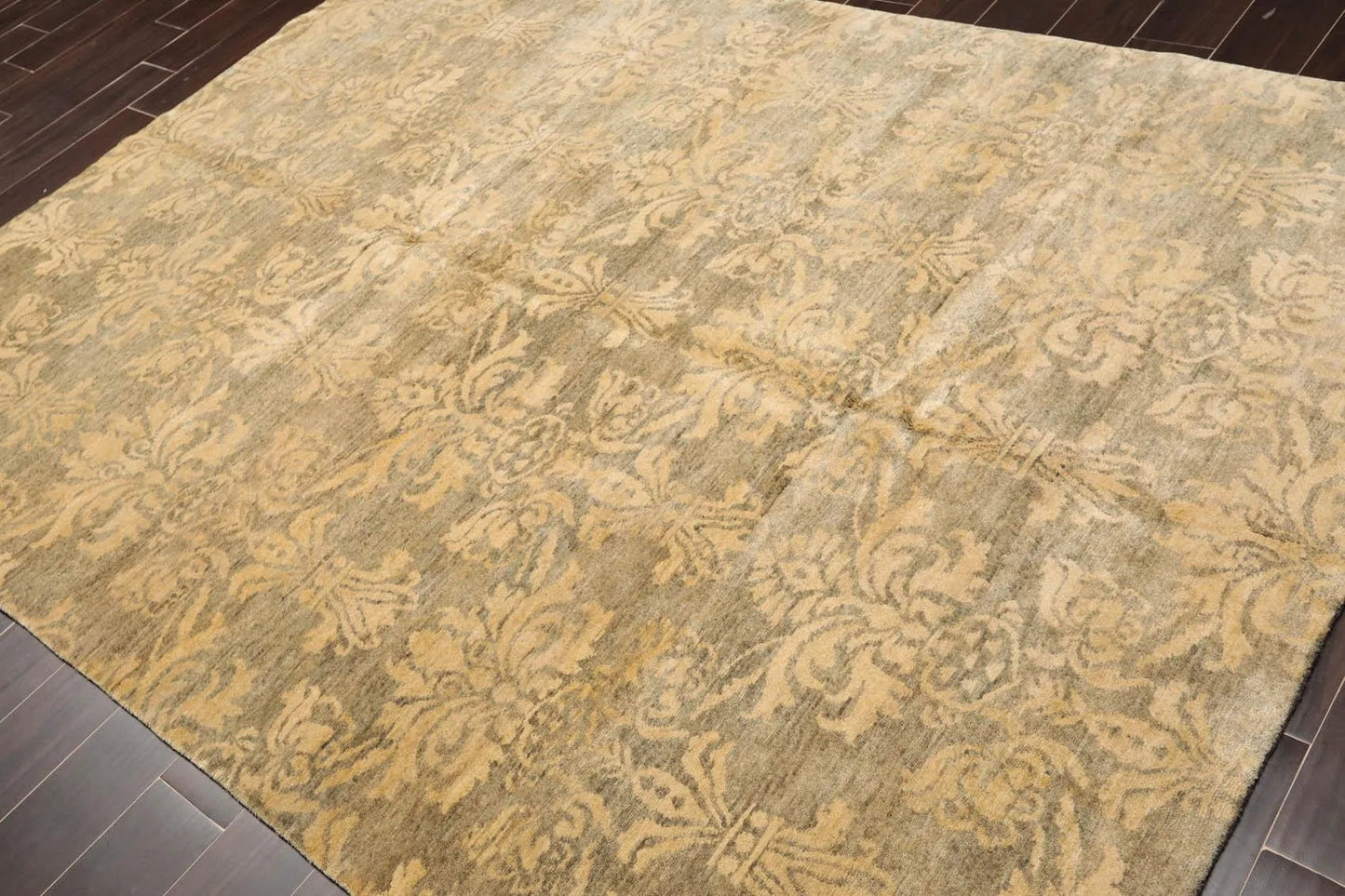 6'1'' x 8'7'' Hand Knotted 100% New Zealand Wool Damask Antique Finish Area Rug
