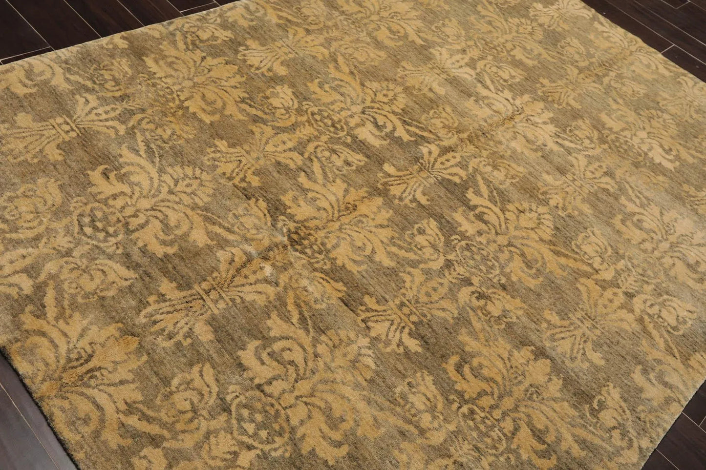 6'1'' x 8'7'' Hand Knotted 100% New Zealand Wool Damask Antique Finish Area Rug