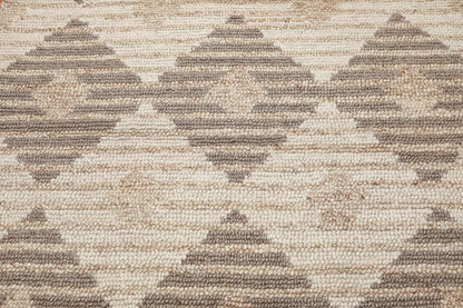 5'4" x 7'6" Handmade Geometric print Wool Loop Pile Area Rug Contemporary Beige