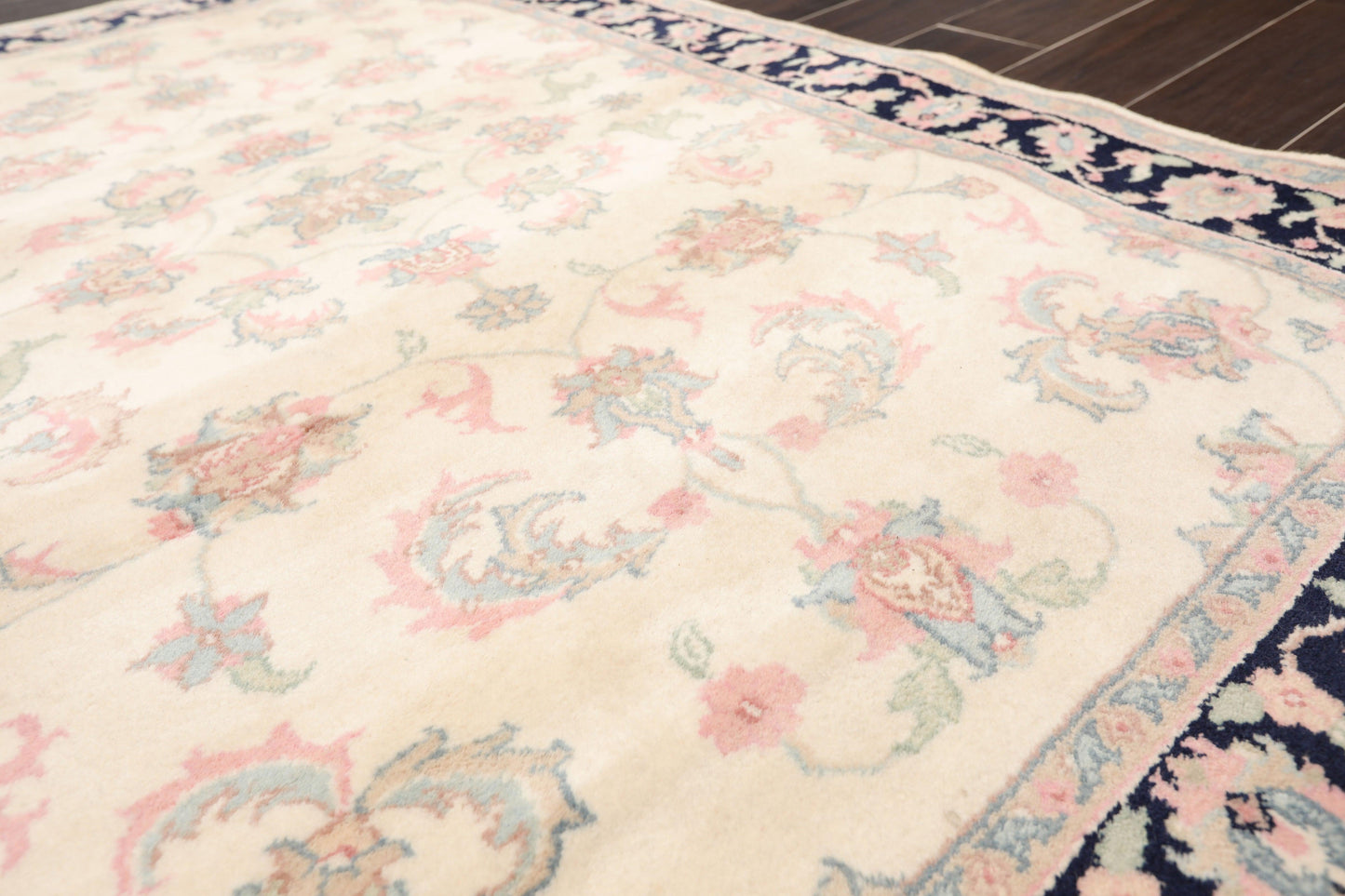 4'1" x 6' Hand Knotted Wool Plush Pile Traditional Oriental Area Rug Cream