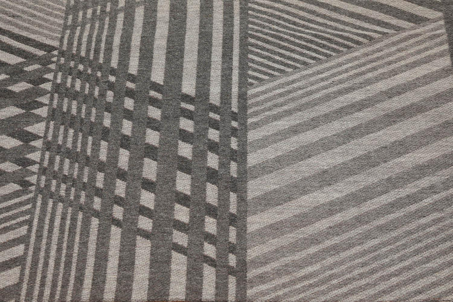 5'4" x 7'8" Hand Woven 100% Wool Flatweave Area Rug Contemporary Gray