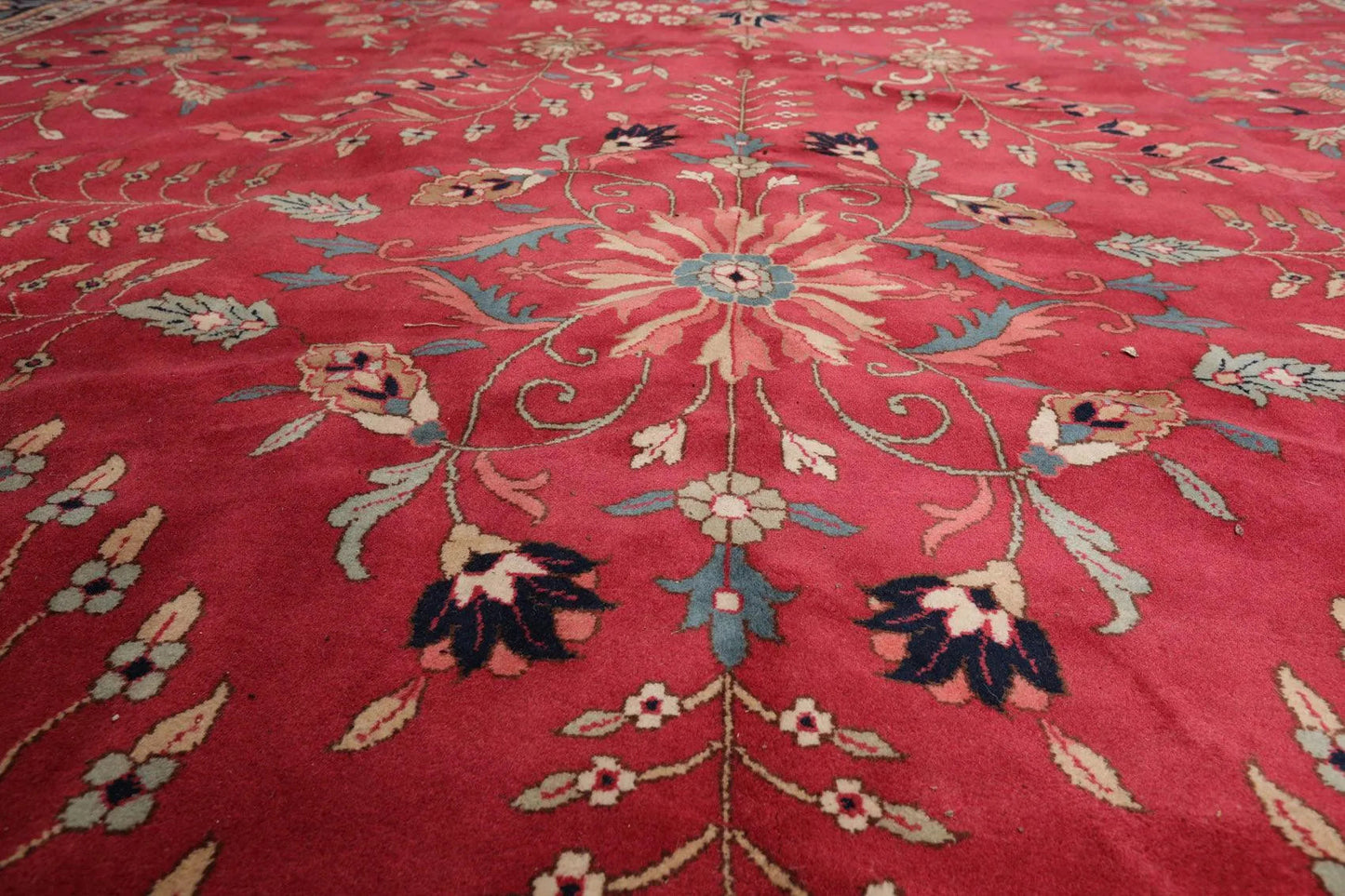 11' x 17' Palace Hand Knotted 100% Wool Romanian Saroukk 150 KPSI Area Rug Rose