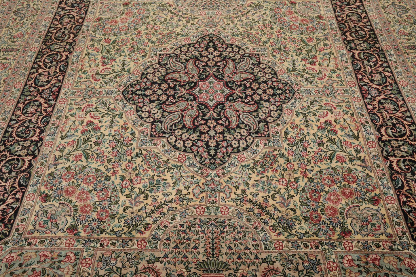8'1"x 10'3" Hand Knotted Wool PakPersian 300 KPSI Area Rug Ivory Black Aqua