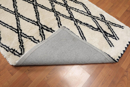 4'3" x 6' Handmade Geometric Pattern Moroccan Shag Area Rug Beige
