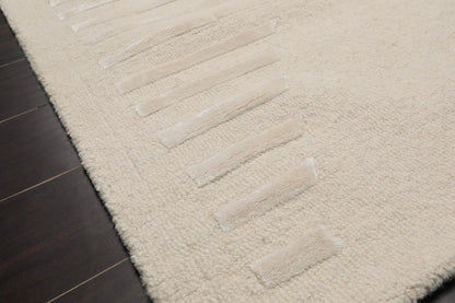 5' x8' Hand Tufted Hand Made Wool and Bamboo  Modern & Contemporary  Oriental Area Rug Tone On Tone,Ivory Color