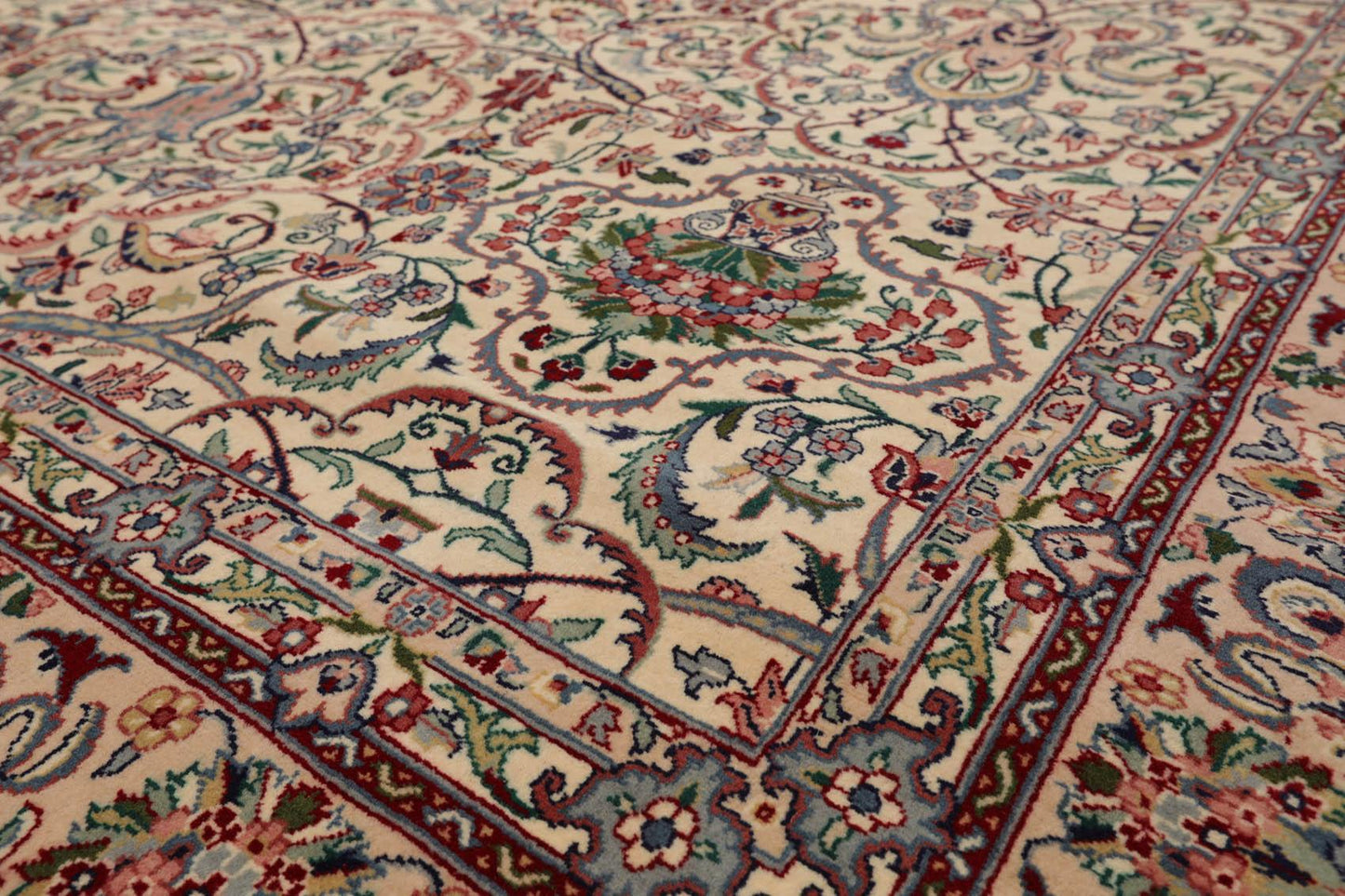6'3" x 9'1" Hand Knotted 100% Wool Nain 16/18 Pak Persian 300 KPSI Area Rug Cream