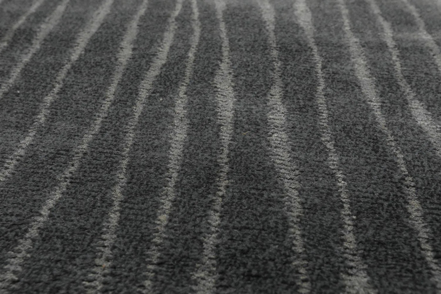 2' x 3' Hand Knotted Wool & Silk Modern Tibetan Oriental Area Rug Gray