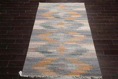 5' x 8' Indoor Outdoor  Hand Woven 100% Recycled PET Yarn Modern Kilim Area Rug Gray