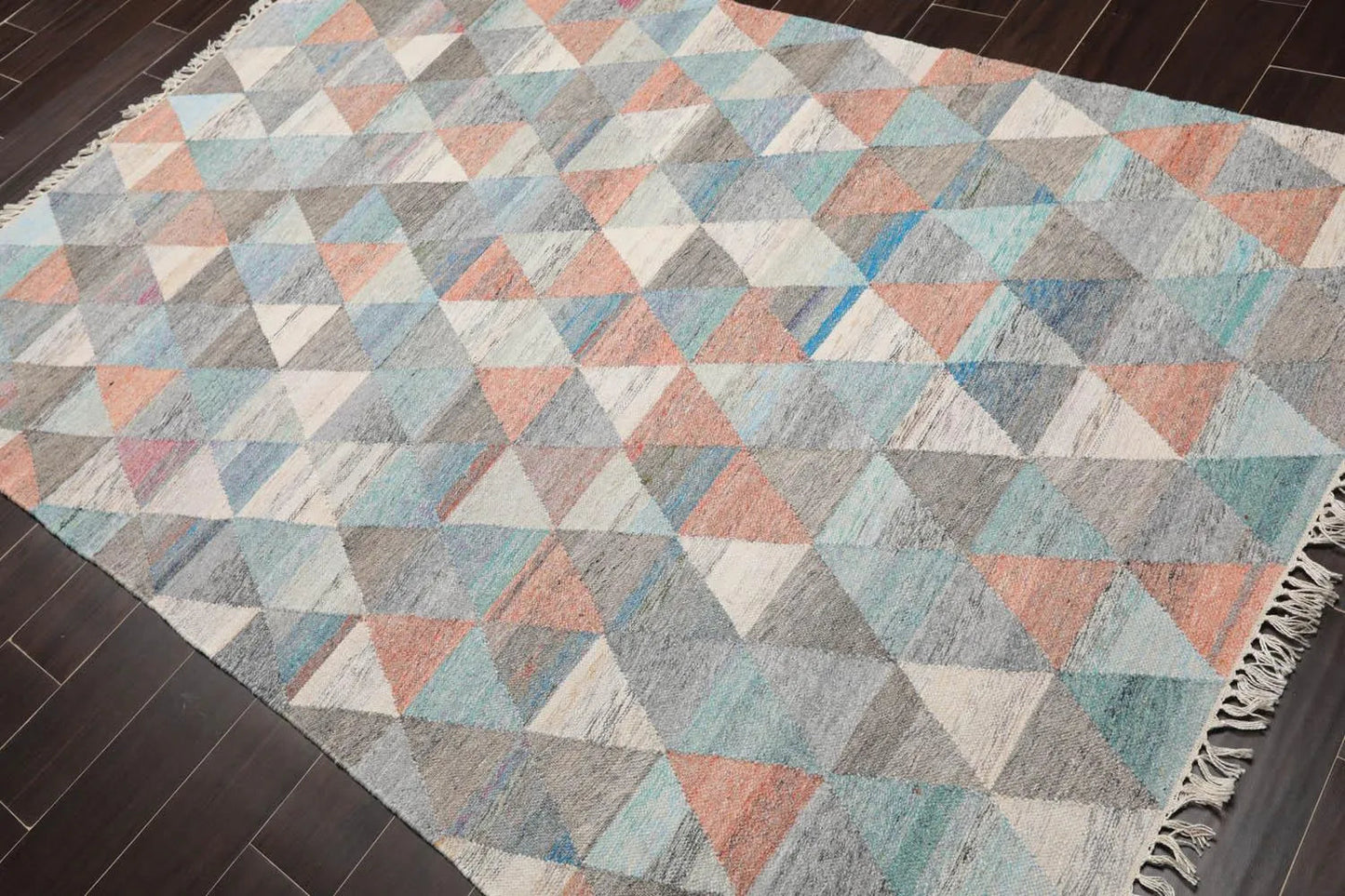 5' x 8' Indoor Outdoor  Hand Woven 100% Recycled PET Yarn Modern Kilim Area Rug Beige