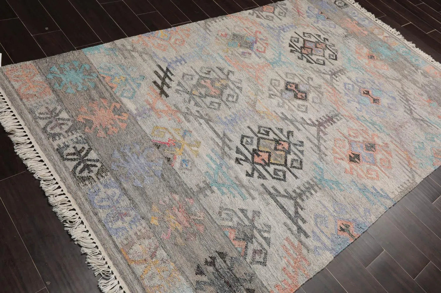 5' x 8' Indoor Outdoor Hand Woven 100% Recycled PET Yarn Modern Kilim Area Rug Beige