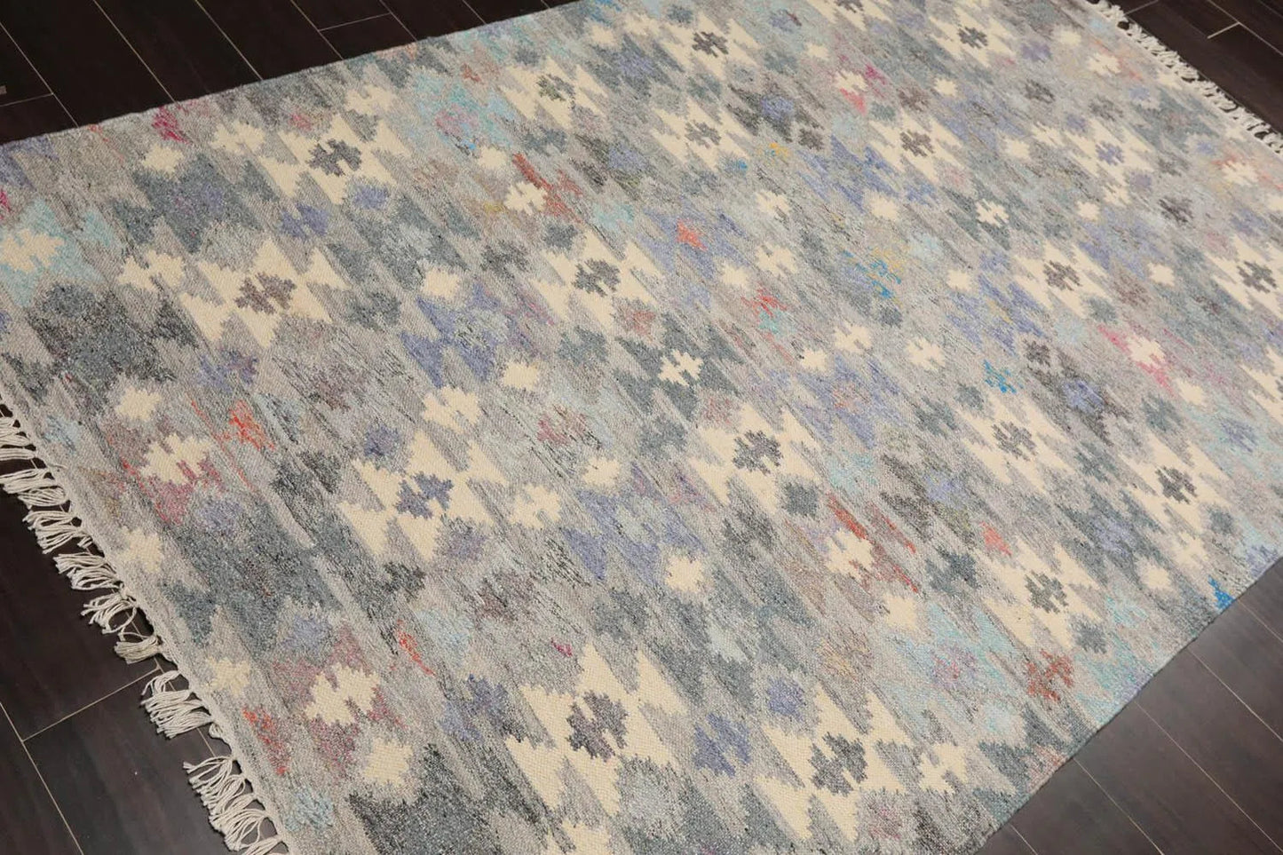 5' x 8'  Indoor OutdoorHand Woven 100% Recycled PET Yarn Modern Kilim Area Rug Gray