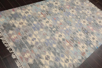 5' x 8'  Indoor OutdoorHand Woven 100% Recycled PET Yarn Modern Kilim Area Rug Gray