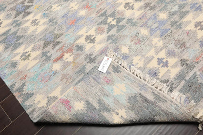 5' x 8'  Indoor OutdoorHand Woven 100% Recycled PET Yarn Modern Kilim Area Rug Gray