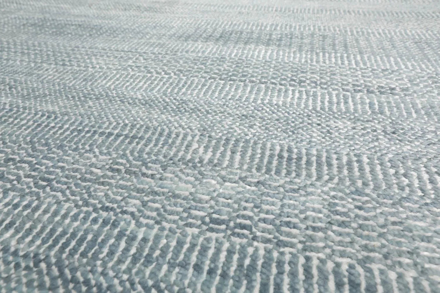 Multi Sizes Gray Hand Knotted Wool and Silk Modern Oriental Area Rug