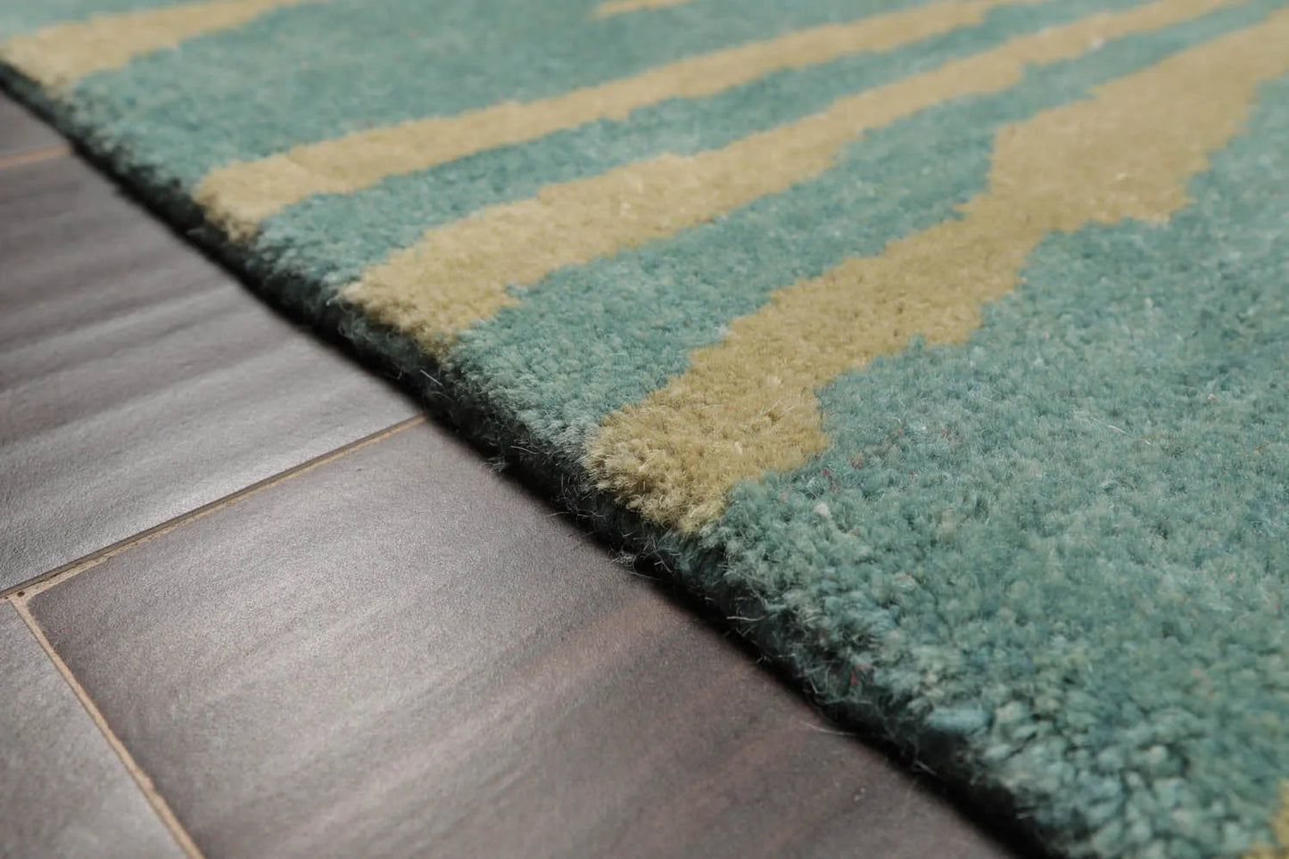 5x7 Turquoise, Mint Hand Knotted Tibetan 100% Wool Michaelian & Kohlberg Modern & Contemporary Oriental Area Rug