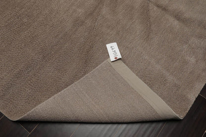 Lapchi 6’ x 8'10" Hand Knotted Modern Pindrop Wool & Silk Tibetan Area Rug Taupe