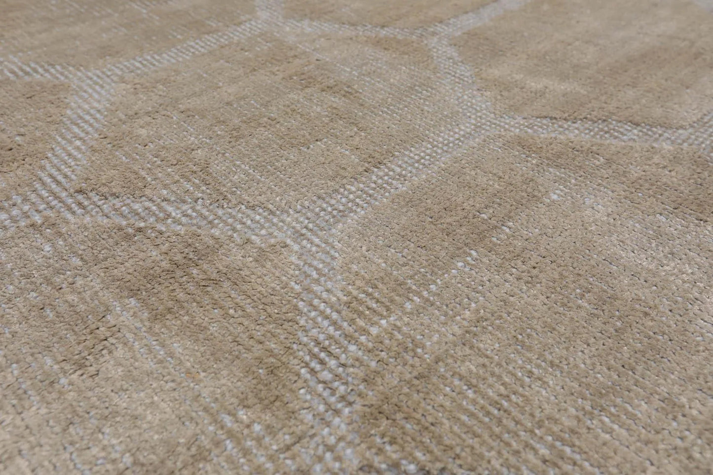 5' x 7' Hand Knotted Tibetan 100% Viscose Honeycomb Oriental Area Rug Gray