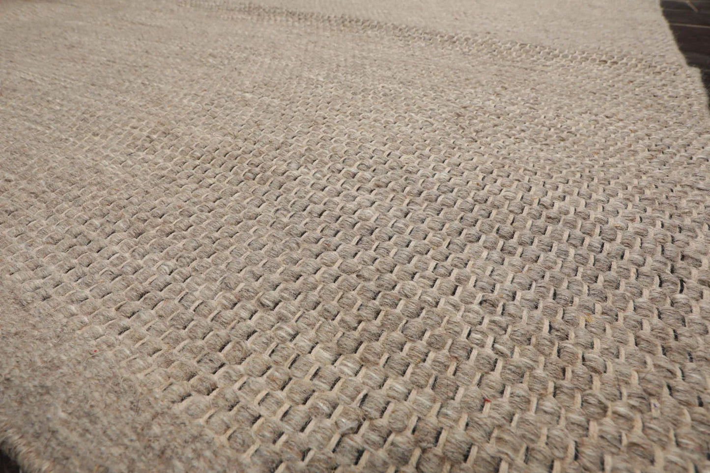 LoomBloom 5x8 Moss Traditional Hand Woven Wool Rug