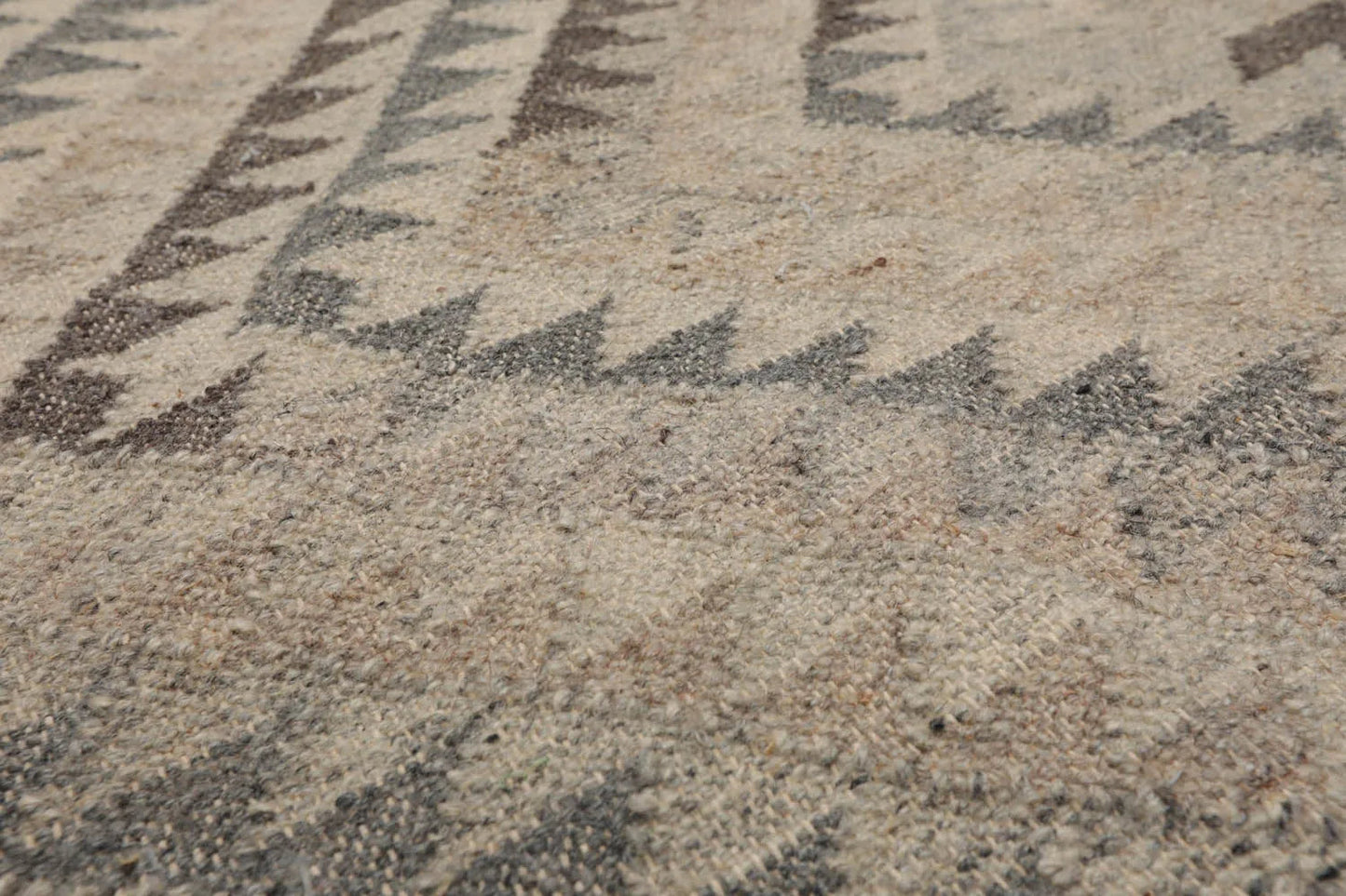 LoomBloom 5x8 Southwestern Beige Handcrafted Wool Kilim Rug